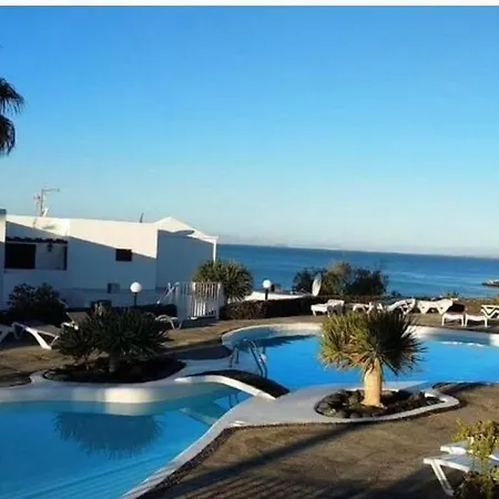 Tabaibas D18 * Puerto del Carmen (Lanzarote)